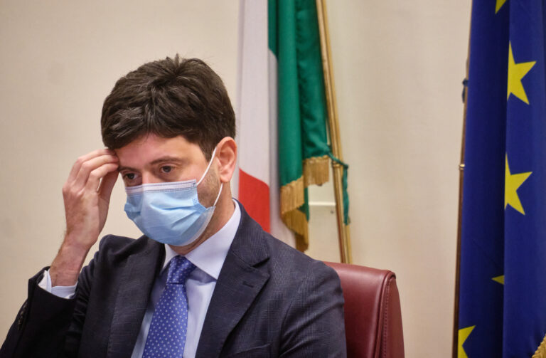 Ministero della Salute: Campania, Emilia Romagna e Molise in zona arancione