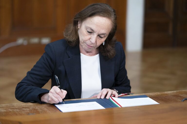 Decreto Ministro dell’ Interno sulle deleghe ai sottosegretari di Stato Molteni, Sibilia e Scalfarotto
