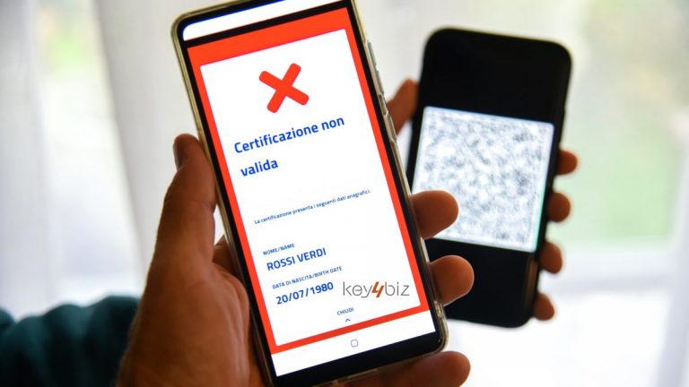Chi ha l’obbligo giuridico di riferire la violazione dell’obbligo di green pass?