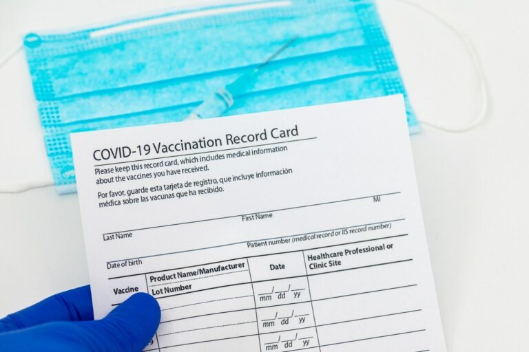 Certificazioni esenzioni vaccinazione anti Covid-19: ora vanno acquisite in formato digitale