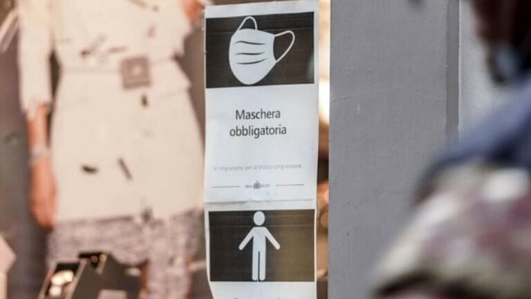 Ministero della Salute: Dal 1 maggio 2022 nuove regole per le mascherine al chiuso