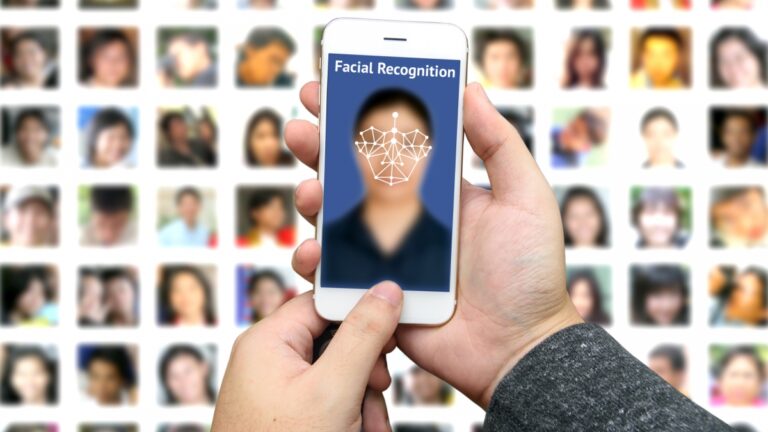 Videosorveglianza: stop del Garante privacy a riconoscimento facciale e occhiali smart