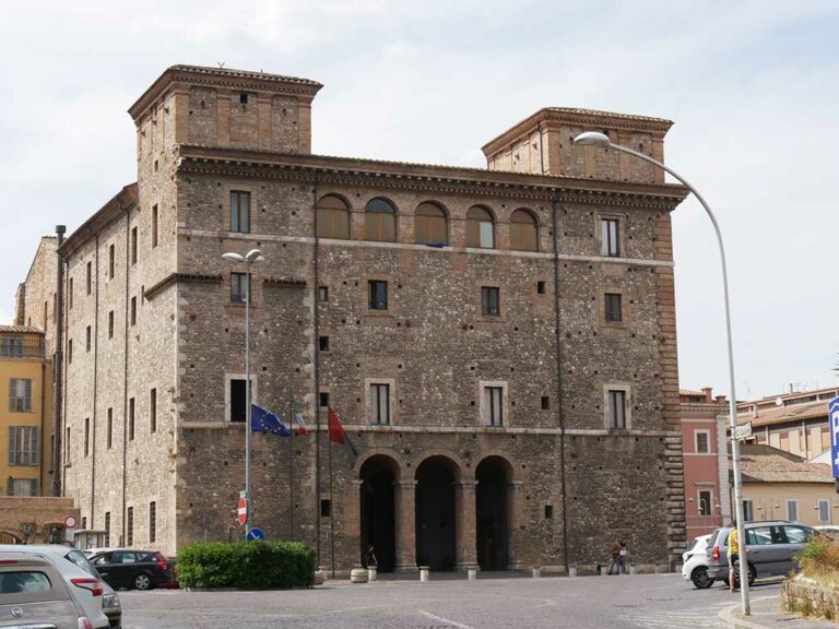 Terni, più sicurezza per i beni comuni. 