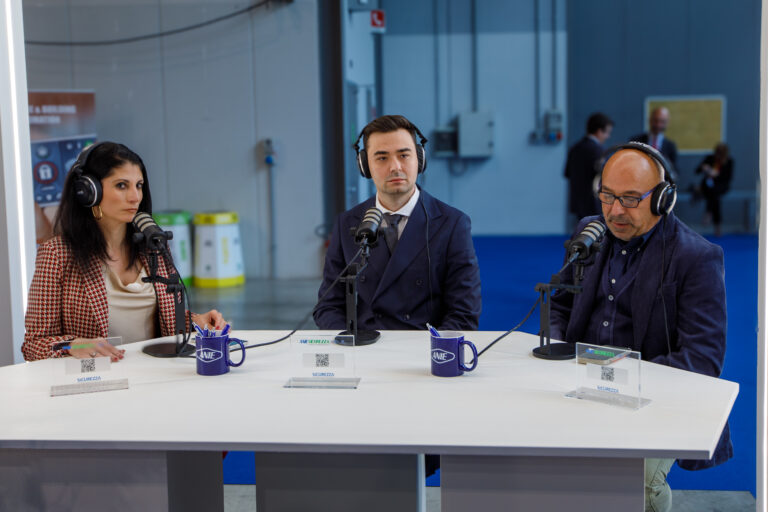 Podcast ASSIV | Sicurezza marittima e nuove minacce sulle rotte commerciali internazionali